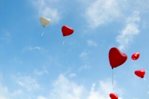 5 Tips for Building a Strong Relationship Online